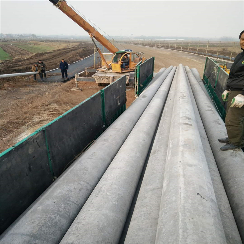 15米國(guó)標(biāo)水泥電線桿已運(yùn)達(dá)安徽鳳陽客戶給予電線桿照片反饋